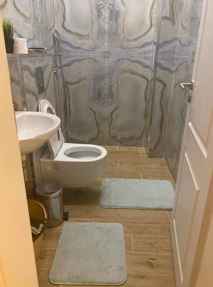 Дава се под наем Тристаен апартамент в София, Център - 55 кв.м за 860 € - Снимка #5