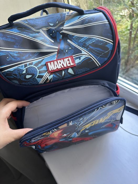 Портфель для школьников. Ранец