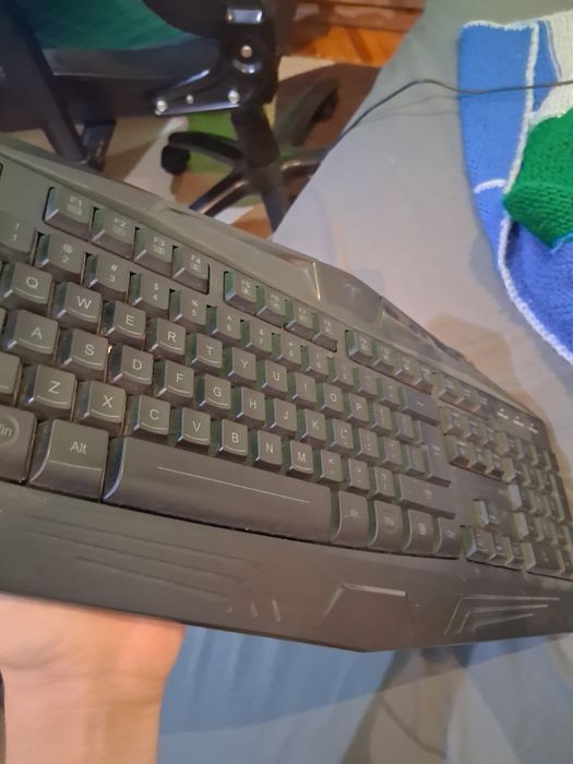 Продавам клавиатура T-DAGGER