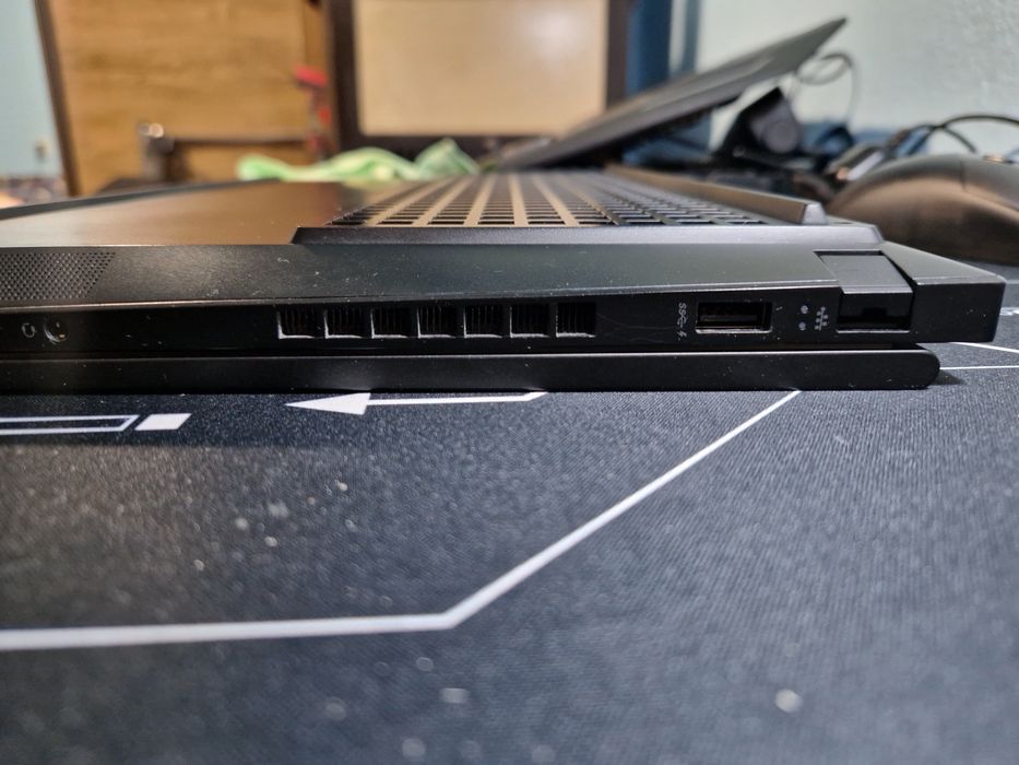 Leptop HP Omen 16
