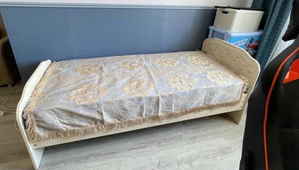 Продам две одноместные кровати