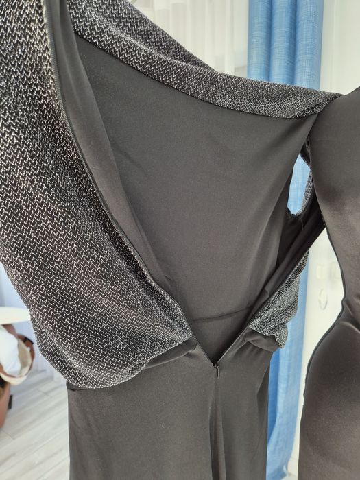 Ефектен дамски гащеризон в сребърен цвят