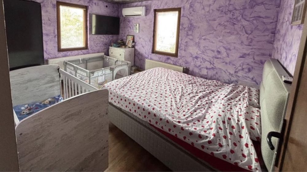 Къща  в село Рибарица ( Етрополе)