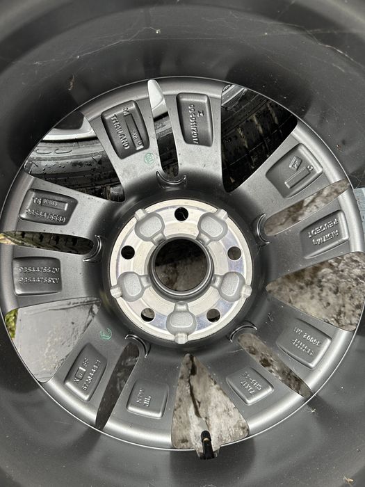 anvelope NOI.0km. Ford traveller/peugeot/ toyota 215/60/17C michelin