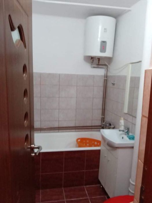 Garsoniera de Inchiriat cu 2 camere