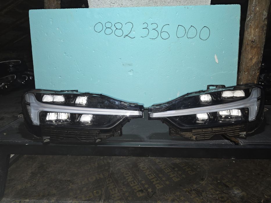 Volvo XC60 2021 ляв и десен фар