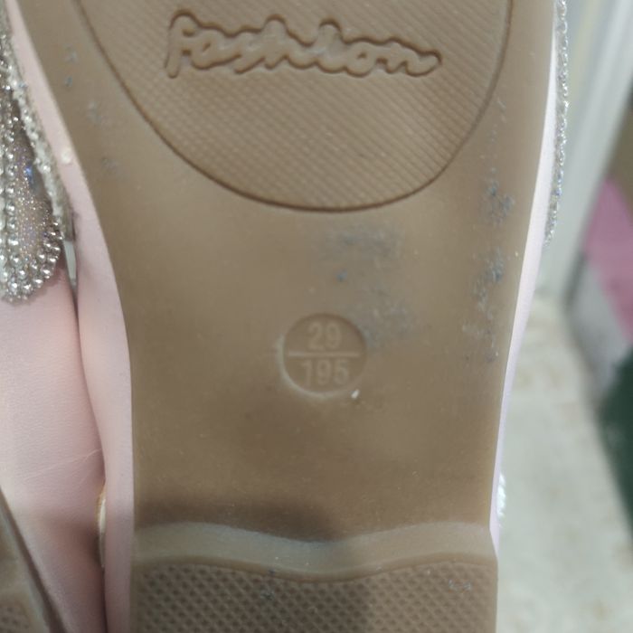 Обувь детская на мальчика и девочку