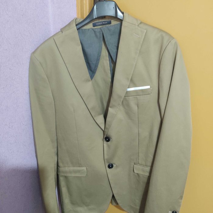 Продавам спортно сако Zara пролетно есенно