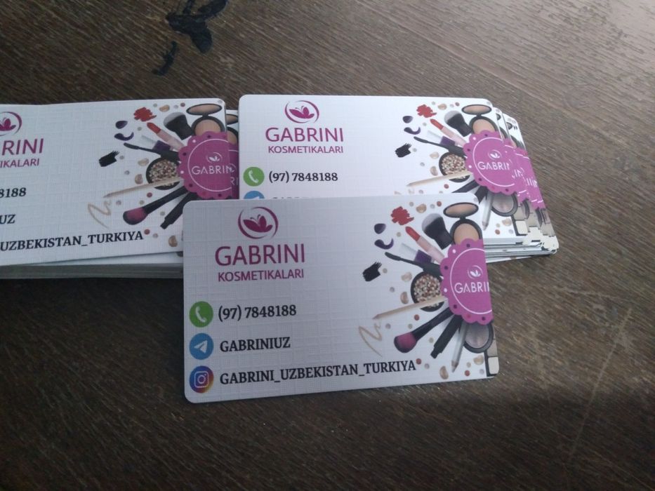 Blaknot va ruchkalar istalgan dizayinda