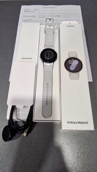 Часовник Samsung Galaxy Watch7 44mm 1г гаранция + резервна каишка