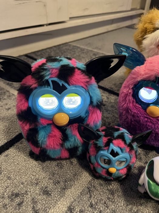 Интерактивни играчки Furby boom, Furreal Friends, Zoomer, Teksta