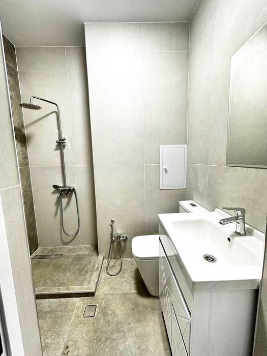 Яшнабад ЖК Азия Хаус срочно продается квартира Евроремонт  2/3/8  58м2