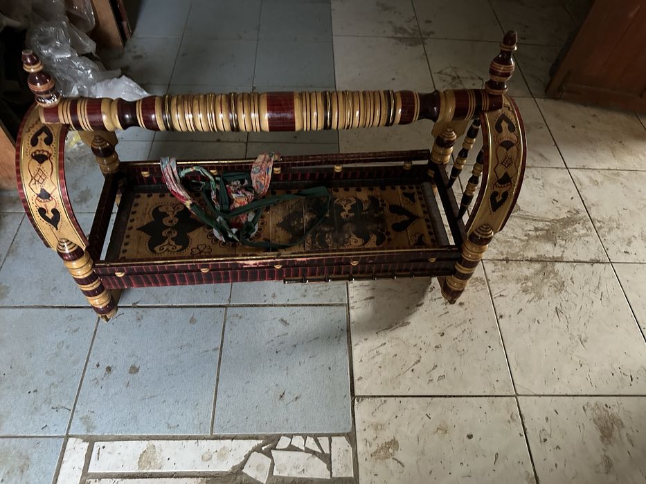 Продам казахский бесік