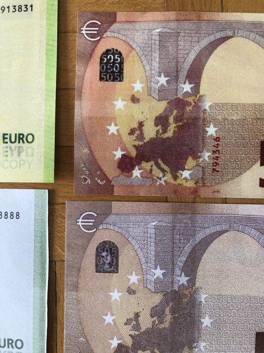 Реквизитни евро банкноти, пачки от 5, 10, 20, 50  100, 200 и €500