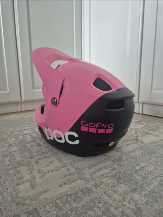 Vând casca poc coron roz marime M 55-58