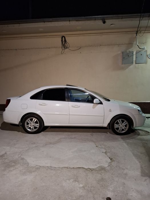 Сотилади ласетти 1.8 а/т