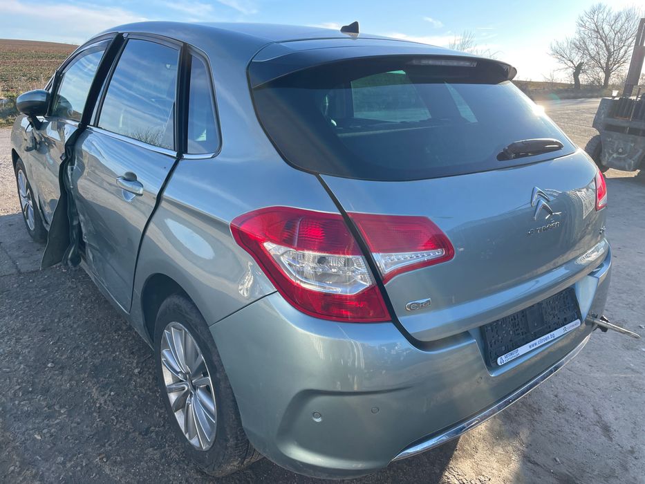 Citroen C4 1.6 e-HDi 112 кс двигател 9HR Ситроен 1.6 e-ХДИ engine 9HR