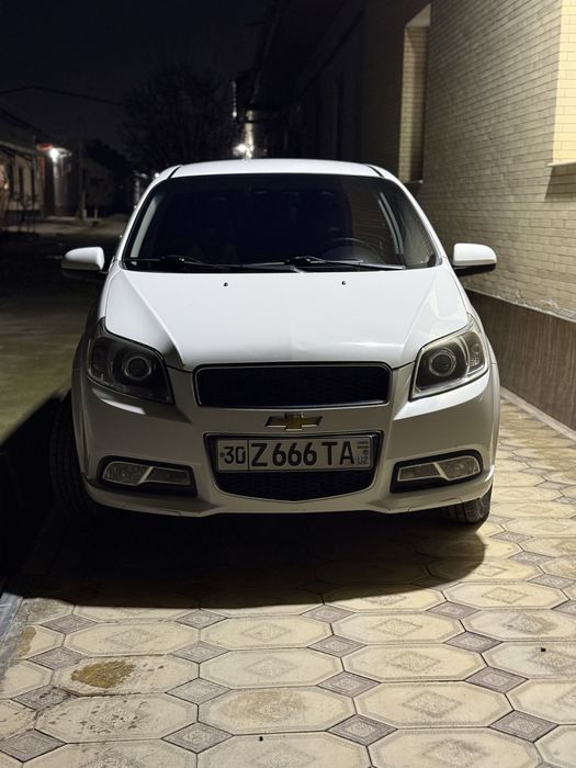 Nexia 3 Srochna sotiladi