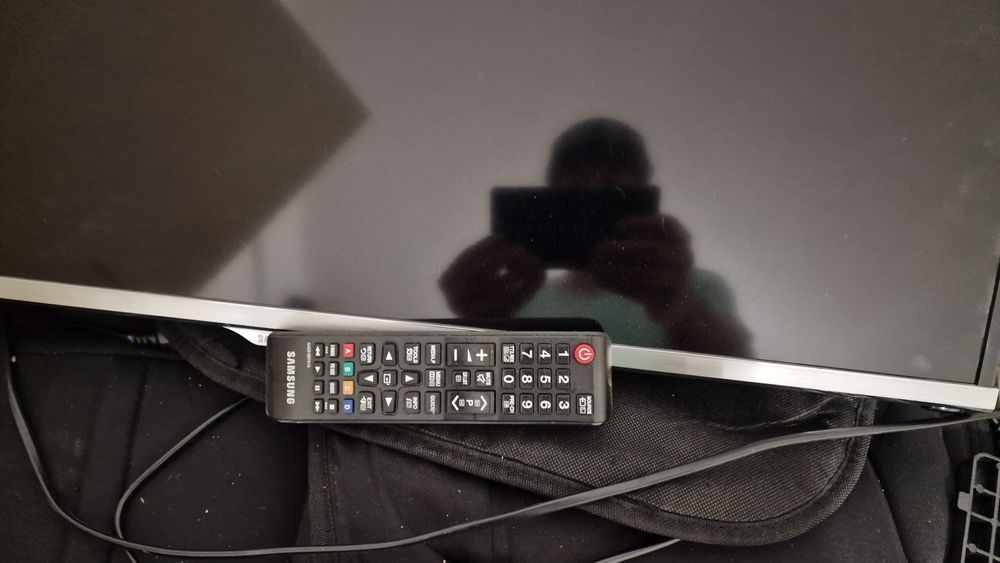 Vând televizor Samsung diagonală 80