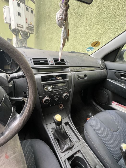 MAZDA 3 2006 — imagine 5