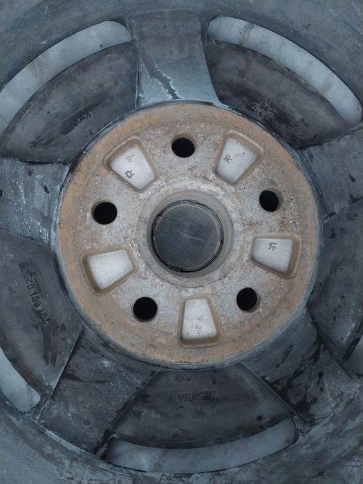 Диски R15 на Wolcswagen T4.