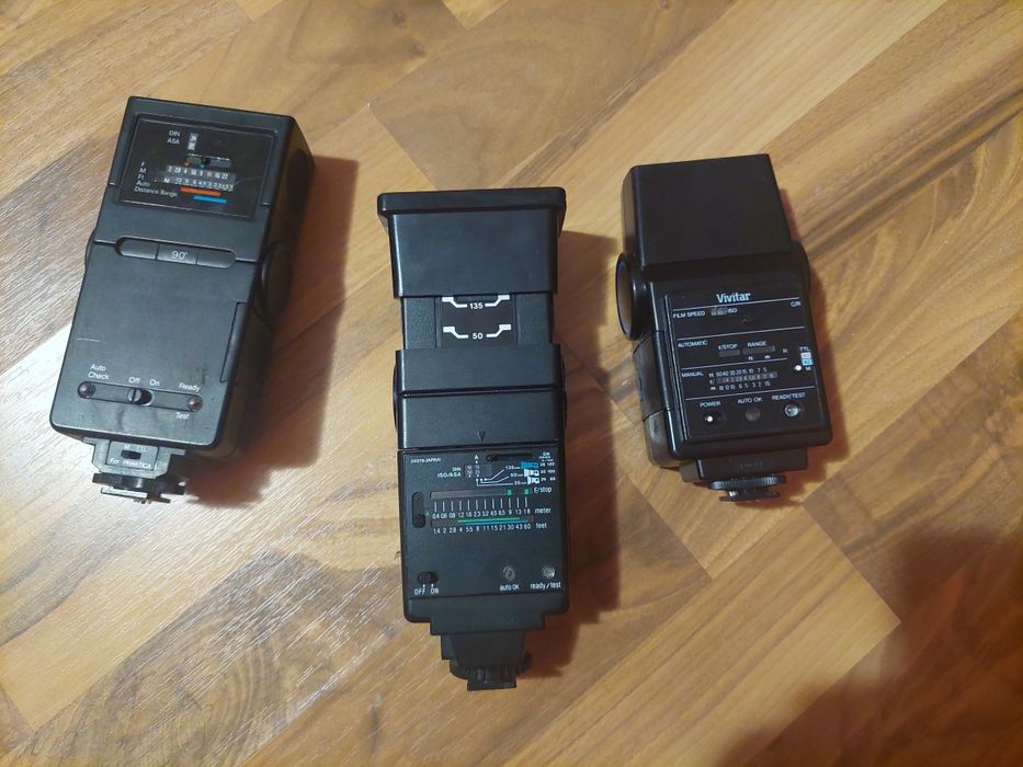 Blit foto,blițuri pentru diverse modele de aparat foto