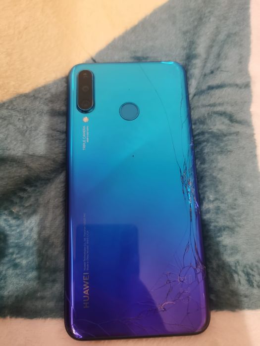 Huawei P30/ Pentru piese