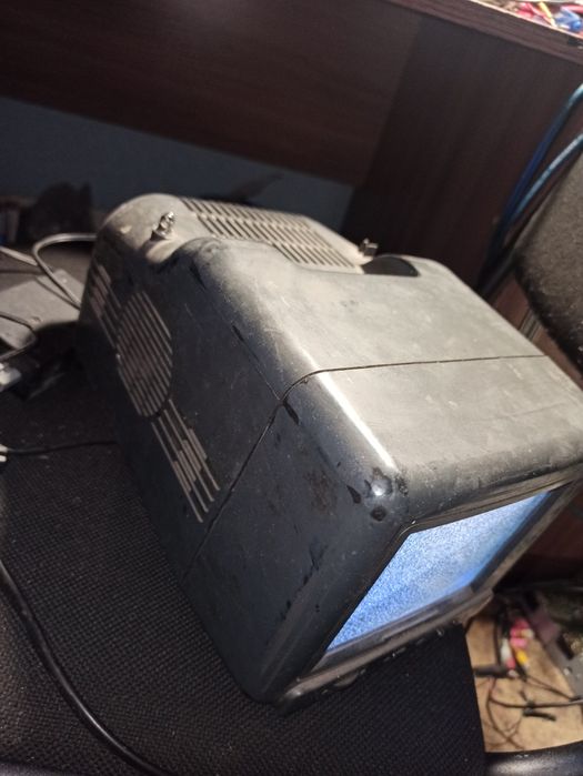 Маленький телевизор цветной