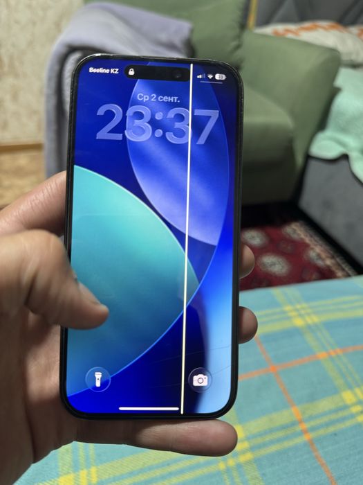 Продам IPhone 15 pro 256 gb
