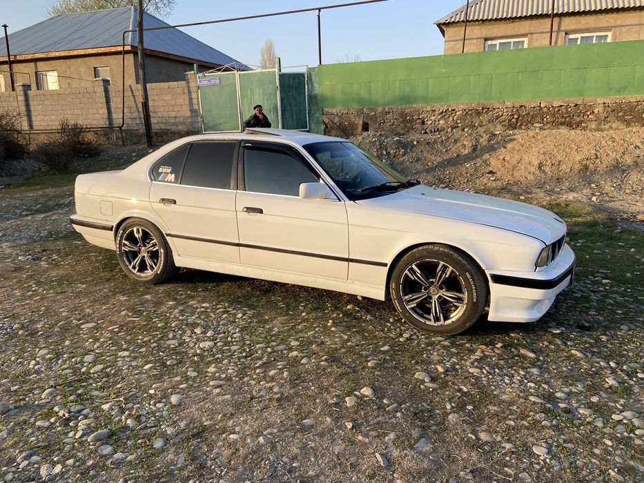 Продам бмв Е34 , 520