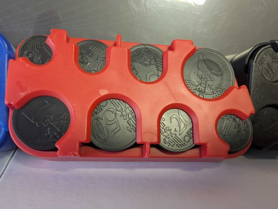 Лот от монетници за евроцентове