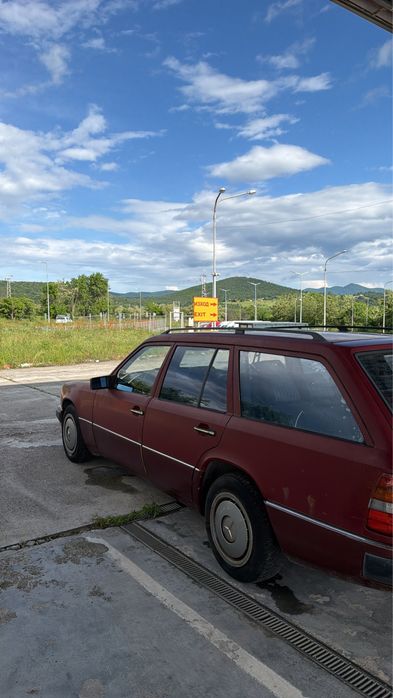 Mercedes-Benz W124 250D 6+1места/Шибедах/Вакуум