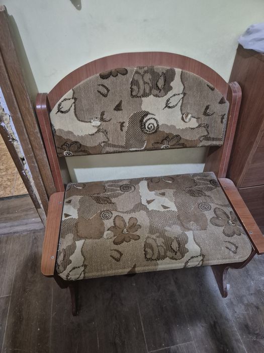 Продам диванчик б/у