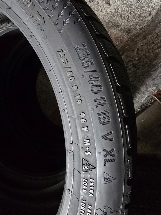 Continental 235/40 R19 96V MS iarnă