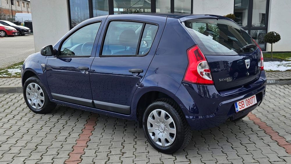 Dacia sandero 2010 1.4 mpi