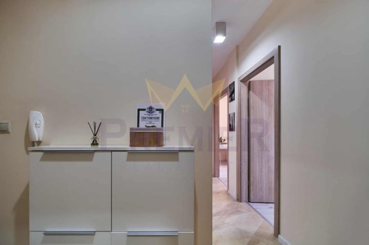 Дава се под наем Двустаен апартамент в Варна, Аспарухово - 60 кв.м за 600 € - Снимка #8