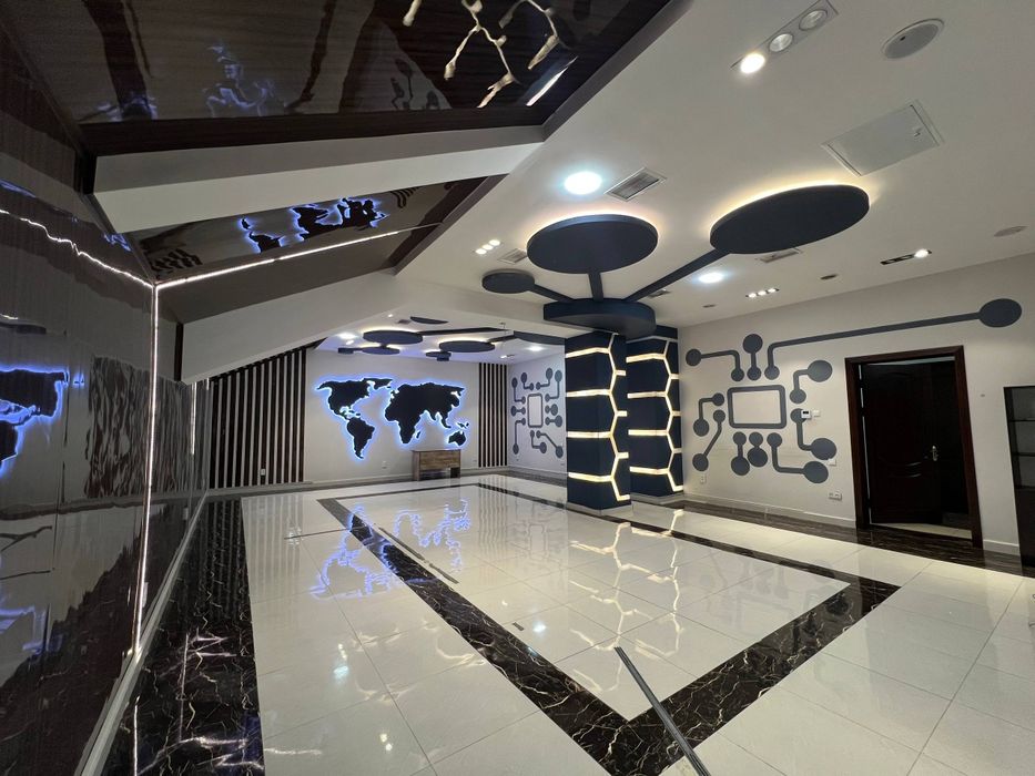 Сдается просторное офисное помещение площадью 400 кв.м.