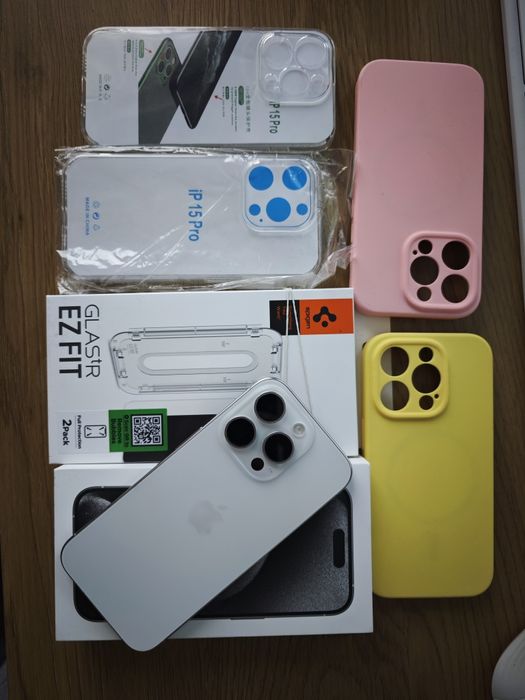 Apple iPhone 15 Pro – 1TB, White Titanium | 86% батерия | Като нов