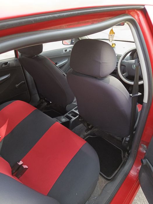 Vând Skoda Fabia M1