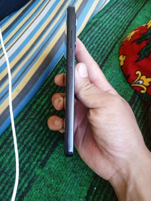 Birinchi qoʻl yangi