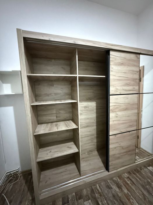 Dulap dormitor navara 245 cu usi glisante