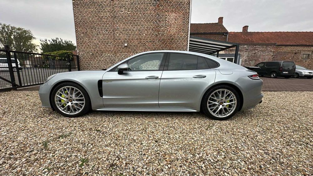Porsche panamera 4 e-hybrid 69500 €