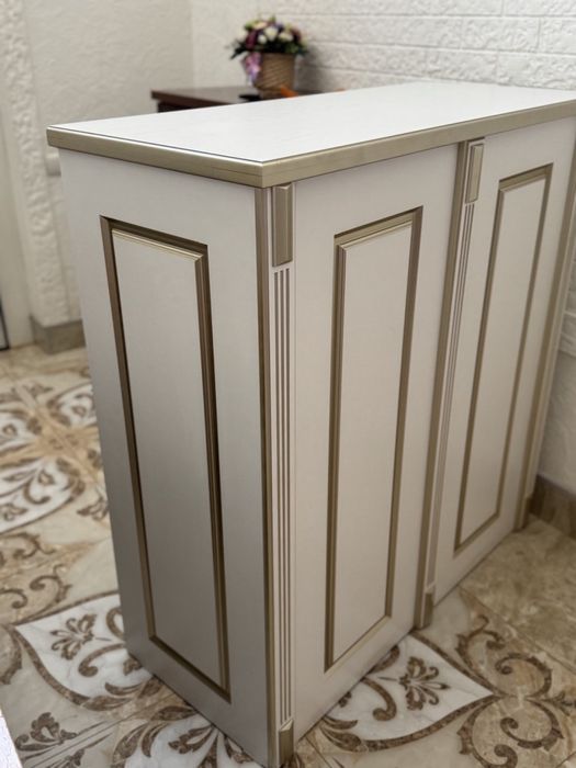 Продается кассовая стойка ресепшн