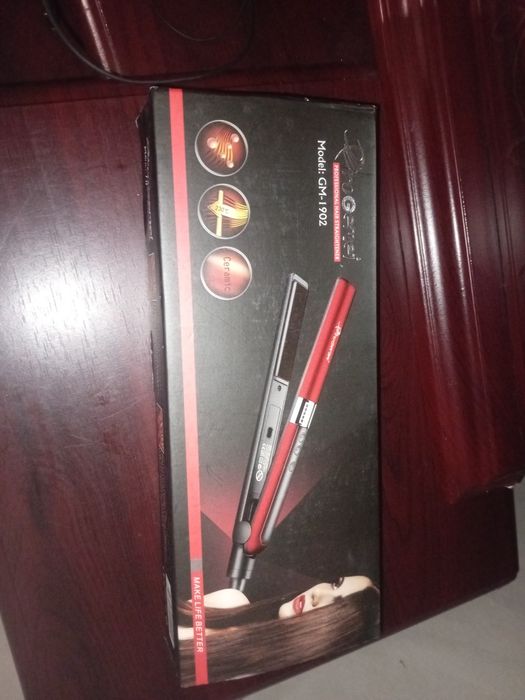 Срочно продам утюжок и гафри для валос