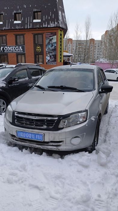 Продам машину Lada Granta