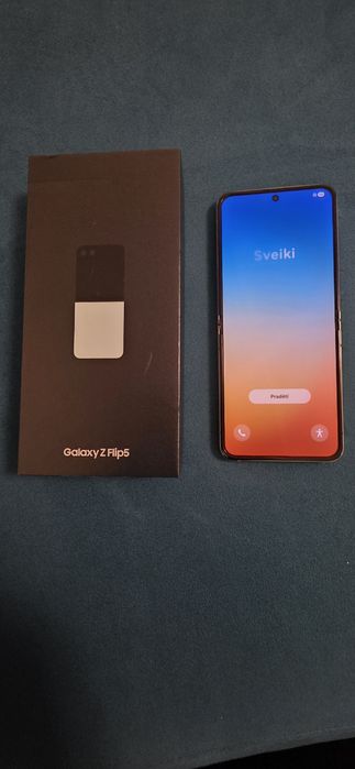 SAMSUNG  Galaxy Z Flip 5 256 GB