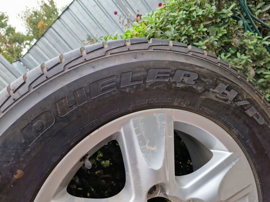 285/60/18 Bridgestone Dueler