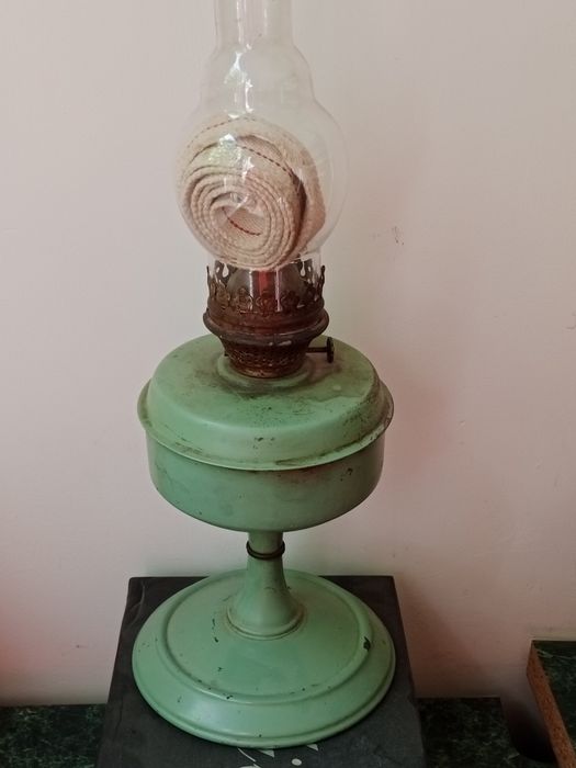 Продам советскую керосиновую лампу