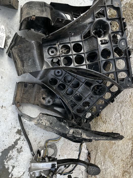 Държачи задна М-броня бмв е60 е61 durjachi zadna M- bronq bmw e60 e61