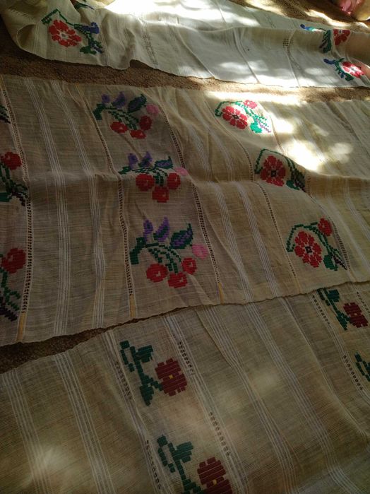 Ștergare cusute manual, motiv floral diferite modele